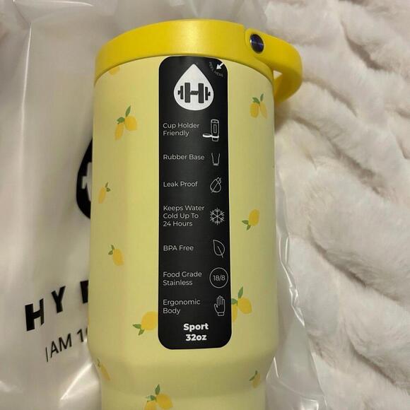 Hydrojug Sport Main Squeeze Lemons Bottle 32 Oz. - Picture 2 of 5